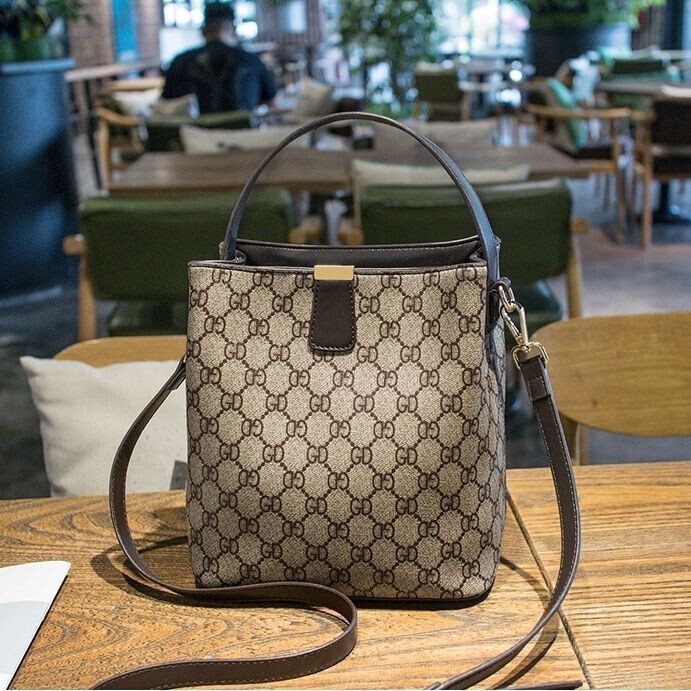 【大捡漏】真皮2021新款时尚潮限定女包单...