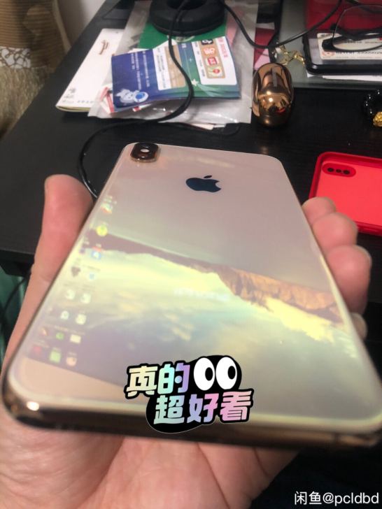 3200收台iPhoneXsmax，国行2...