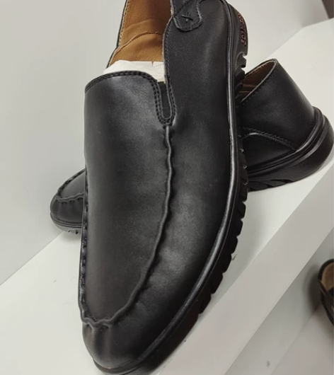 木林森全新 休闲黑色41码男休闲皮鞋 感兴...