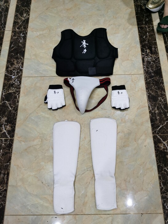 空手道护具一套 拳力会 160以下身高孩子...