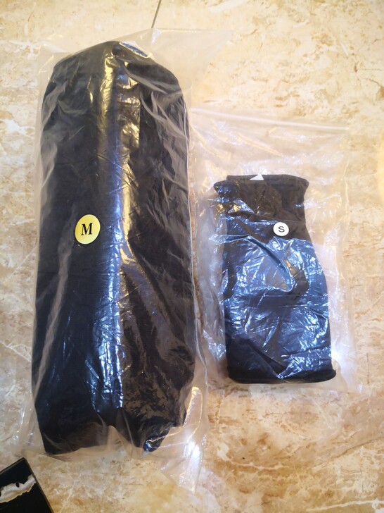 白送：空手道护具护腿拳套，护档全新