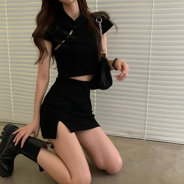 黑色全新针织短裙S码（包邮）