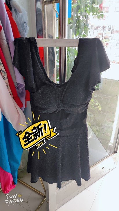 服装店不干了，处理泳衣49包邮