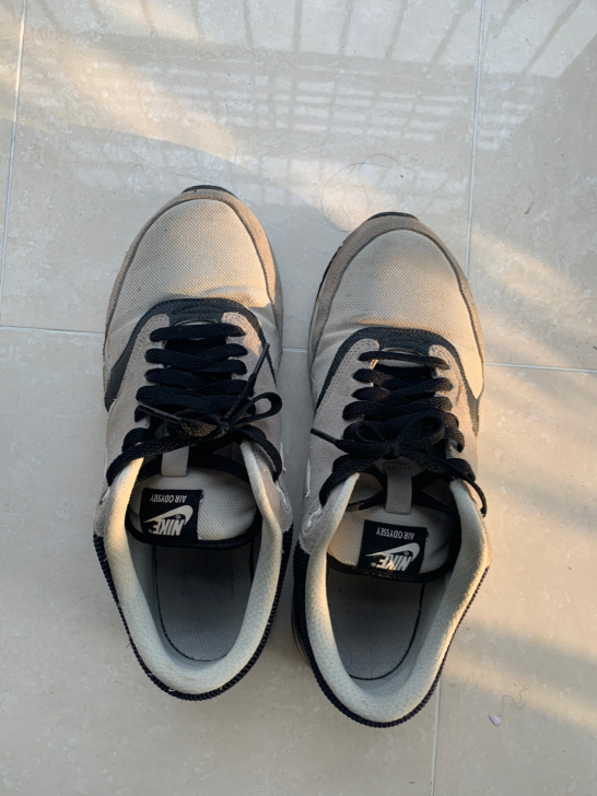 Nike 耐克 Air odyssey慢跑鞋