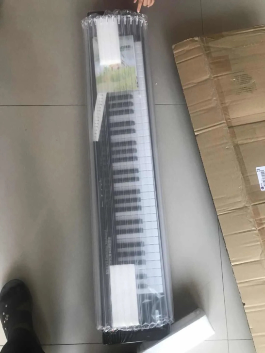 包邮全新未拆封！！！标准钢琴键便携式电钢琴...