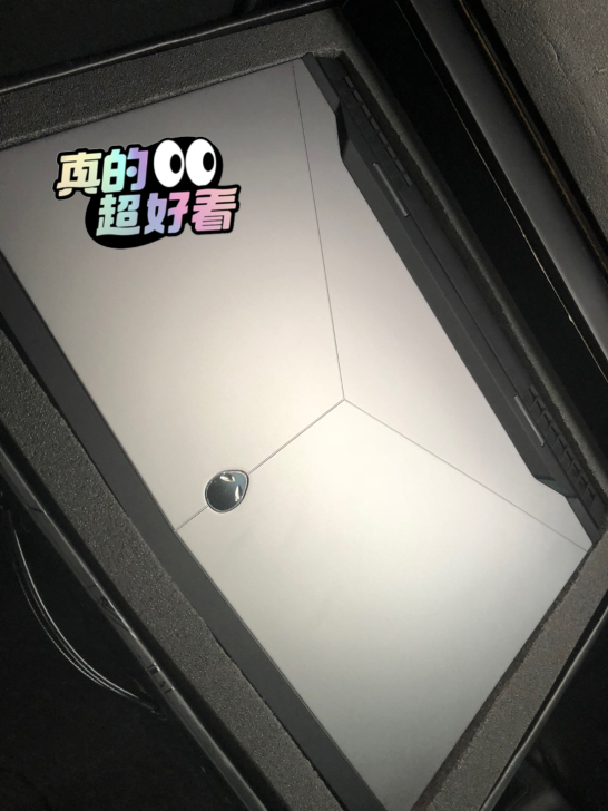 自用18年美行外星人17r5  顶配的版本