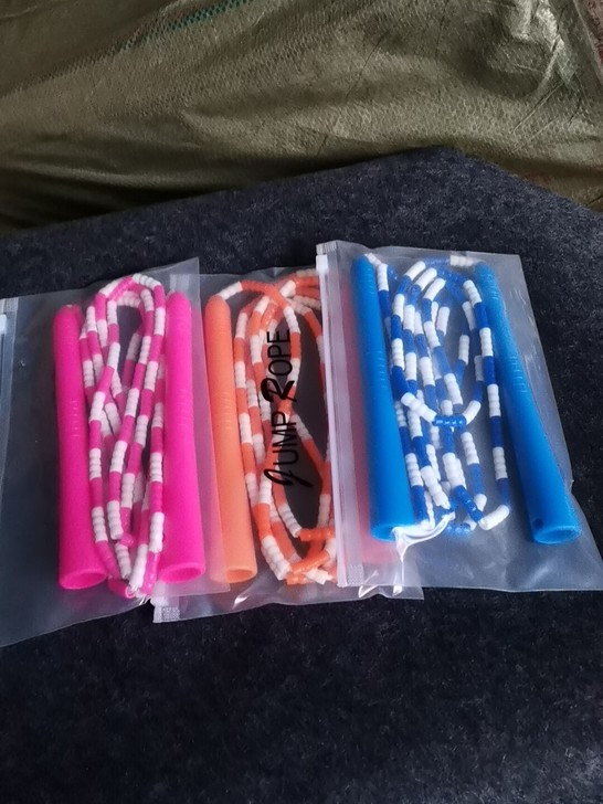 全新未使用儿童初学软竹节练习跳绳幼儿园小学...