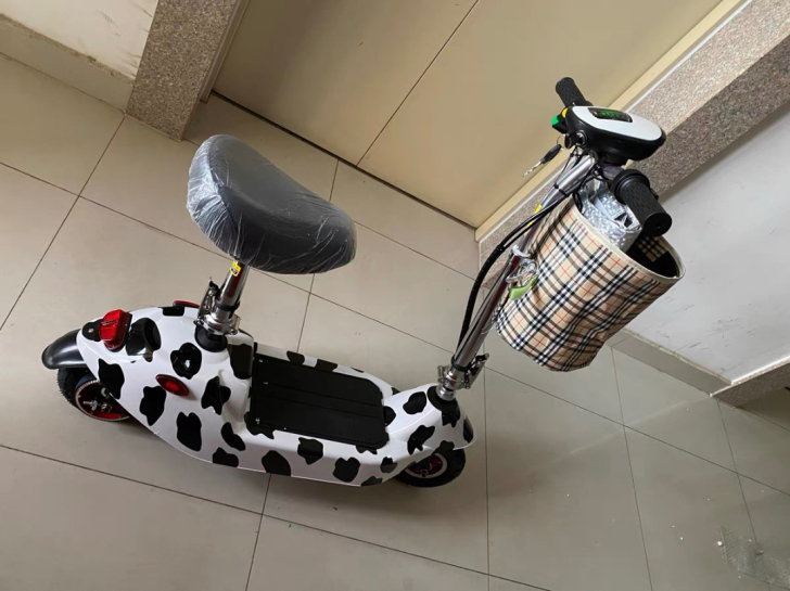 【小型迷你折叠电动车成人便携锂电池滑板车】