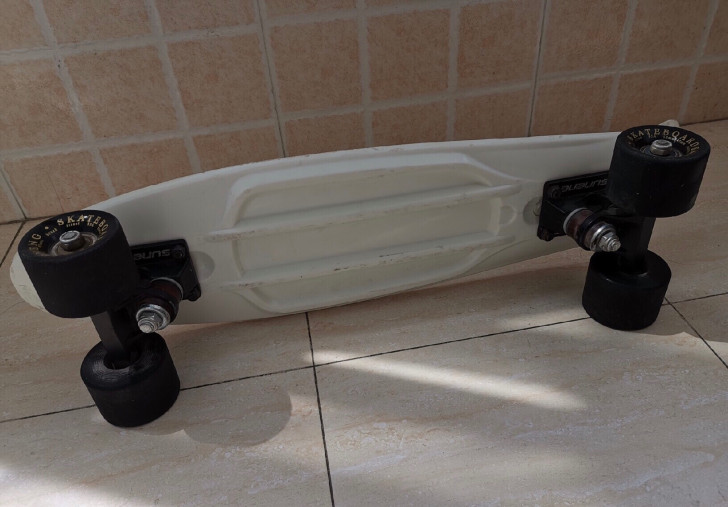 正品速能小鱼板成人单翘四轮公路滑板香蕉板p...