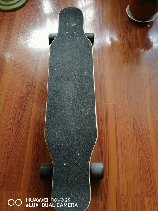 专业长板 适合初学者 全新 拆掉包装未在室...