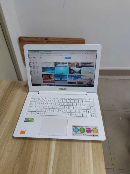 女生自用华硕笔记本电脑x456UR14寸，...