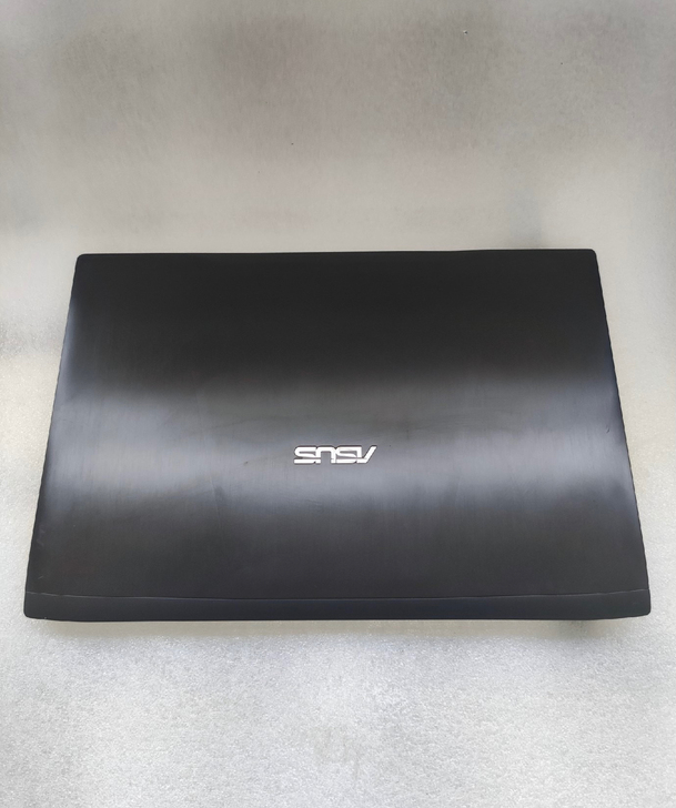 华硕 i7-6700-GTX1060游戏本
