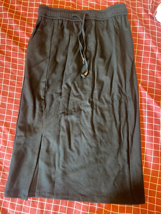 运动风半裙全新的没穿过