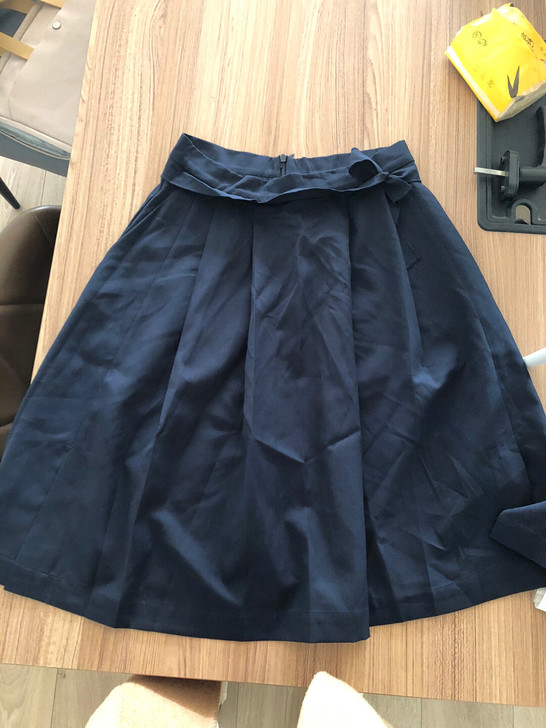 全新藏蓝色中裙