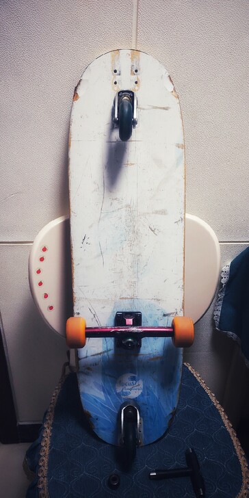 浅秋陆地冲浪板，locus双万向轮无回弹转...