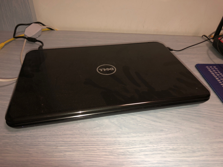 戴尔灵越系列笔记本电脑，转手原因 个人闲置...