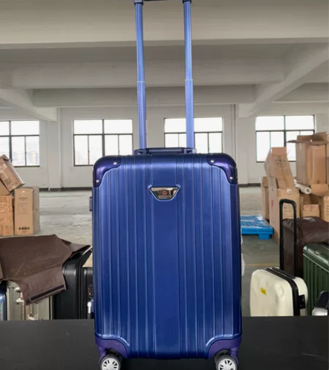 alain delon 20寸铝框箱，四个...