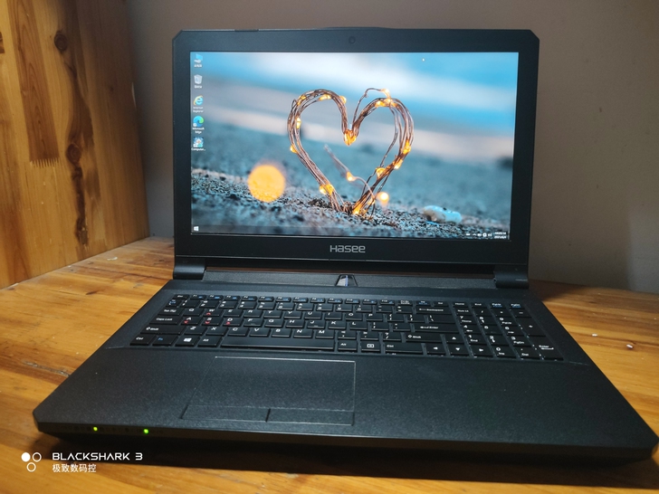 战神z7 i5 8g gtx1060神舟战...