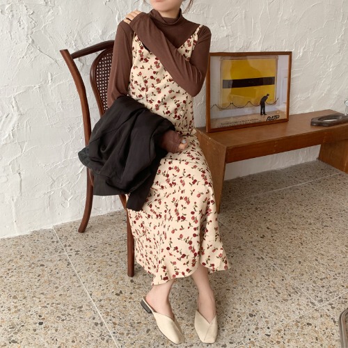 2019秋冬新款复古港味灯芯绒碎花裙网红气...