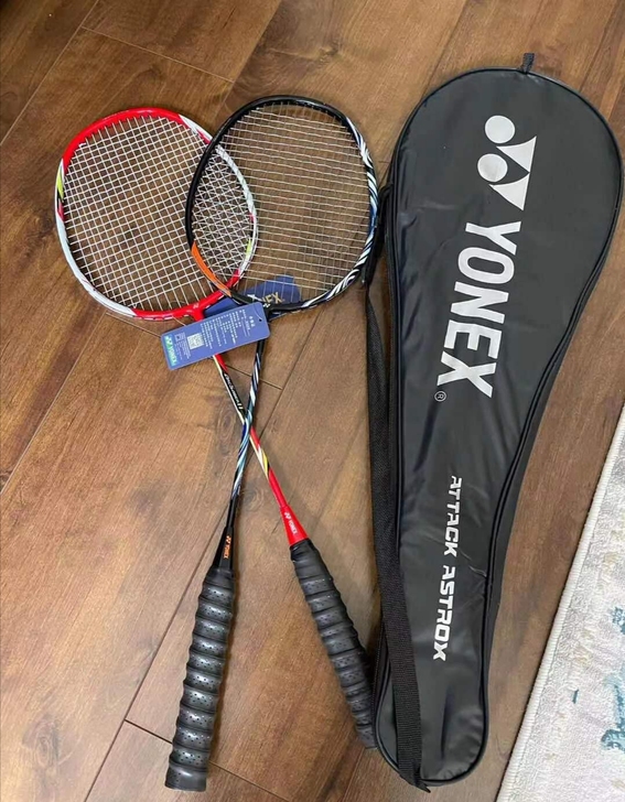 搬家转让尤尼克 斯羽毛球拍全碳素超双拍