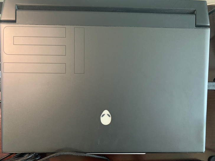 戴尔外星人M15 R2笔记本