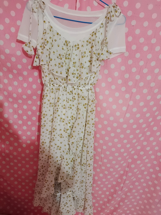 碎花裙均码，长度到小腿下面，本人小个子嫌长...