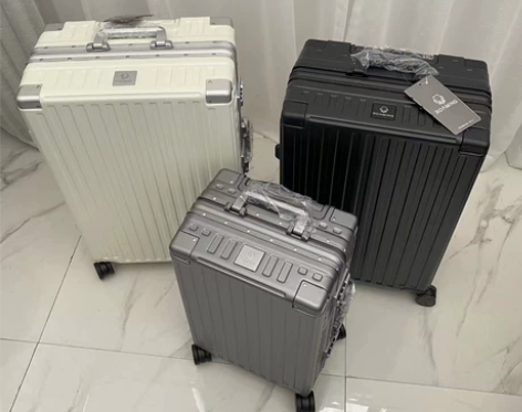 漫游品牌20寸22寸铝框拉杆箱学生男女通用...