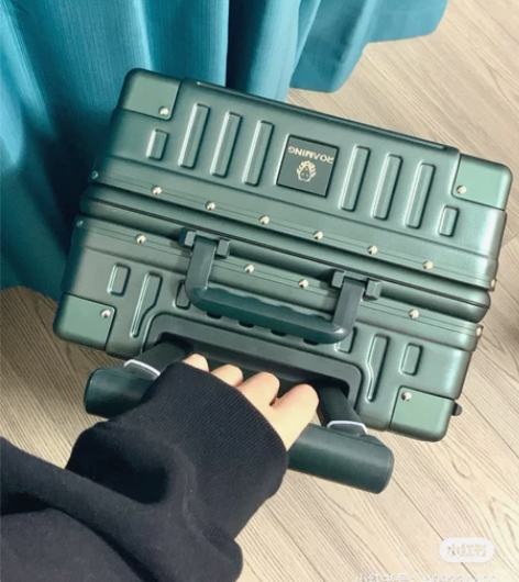 出口日本漫游高级铝框旅行箱24寸行李箱特价...