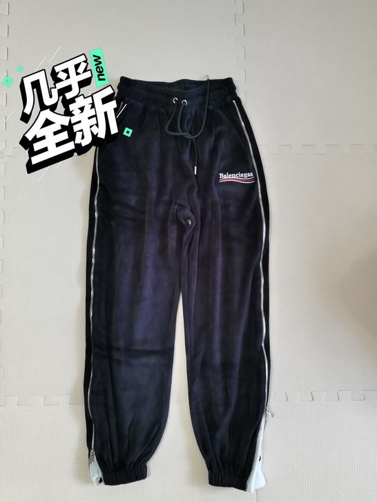 巴黎世家女款加绒卫裤，可穿115斤