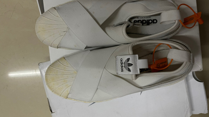 Adidas 三叶草 贝壳头 绑带  42...