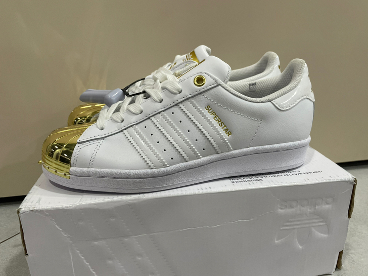 品名：Adidas Originals S...