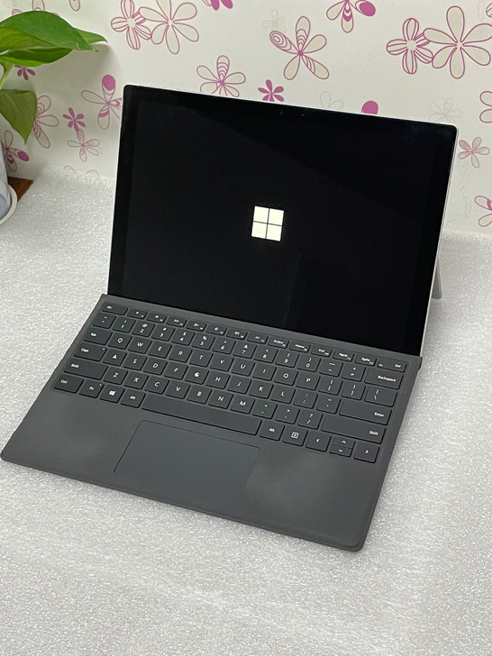 微软PRO6 PC平板二合一电脑四核i5带...
