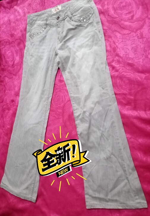 全新品牌时尚牛仔裤，腰围74长95，全新休...
