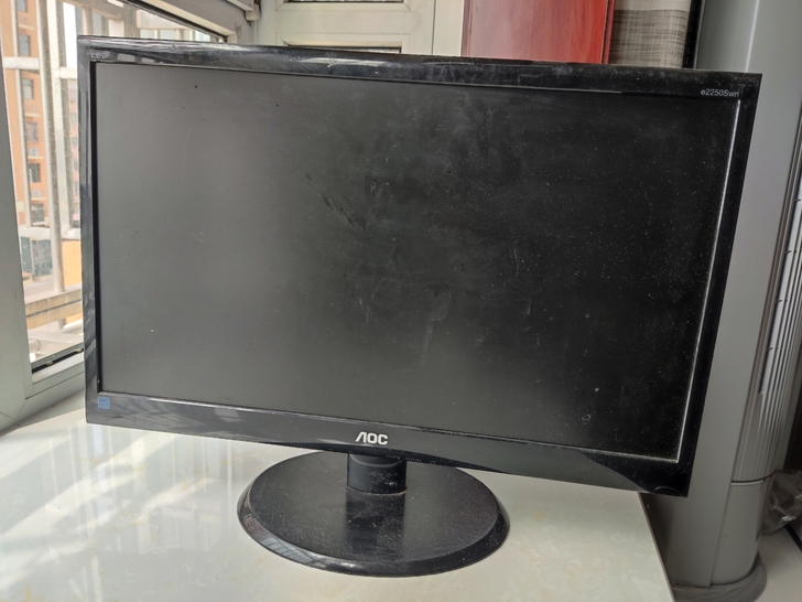 二手AOC显示器，型号e2250Swn，只...