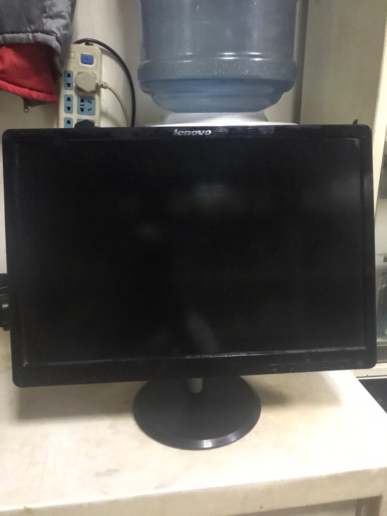 显示器联想19寸、VGA、DVA接口、支持...
