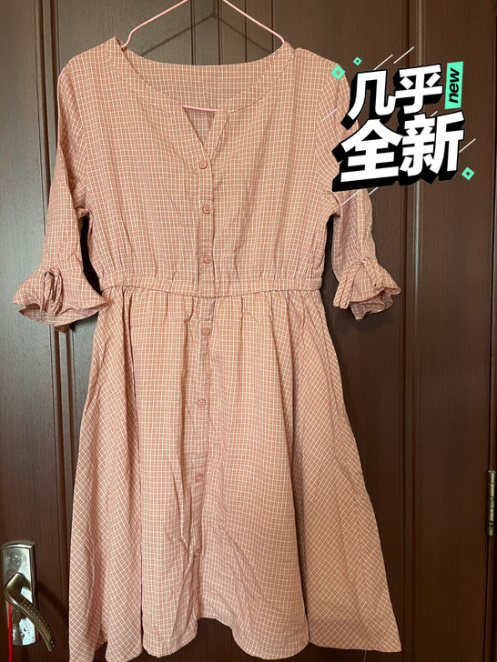 清新文艺格子连衣裙，快时尚店购入，只穿过一...