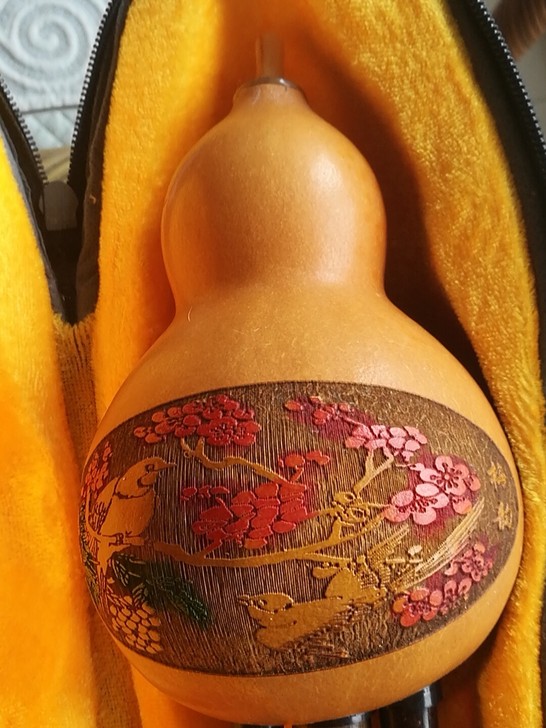 琴行处理全新葫芦丝降B调，90元包邮，葫芦...
