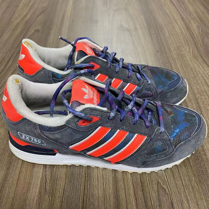 正品43码阿迪达斯Adidas休闲运动鞋