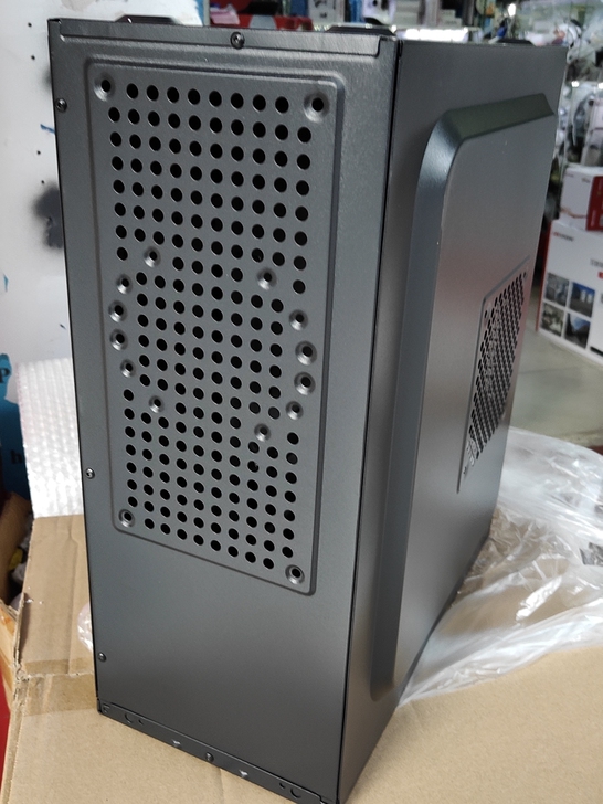 电脑网吧机箱好物分亨，出货一批 无开关 无...