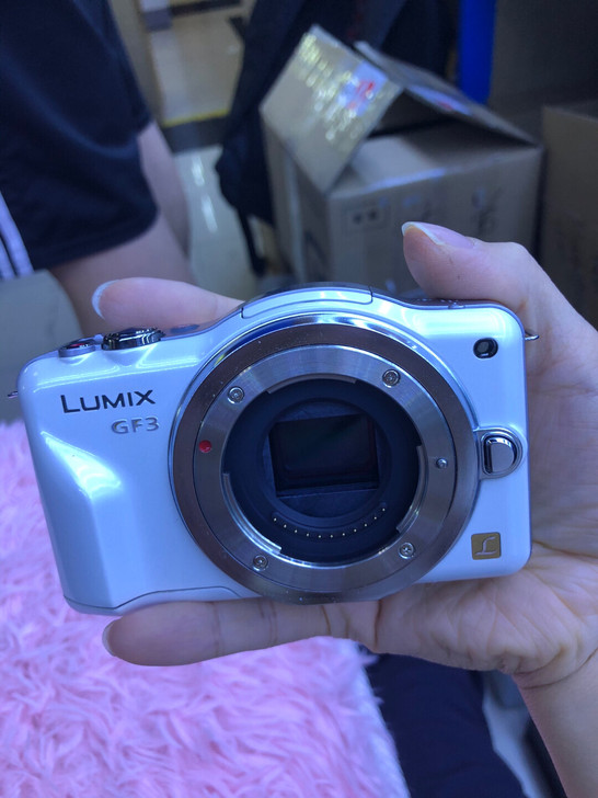 松下DMC-GF3微单相机机身使用正常，外...