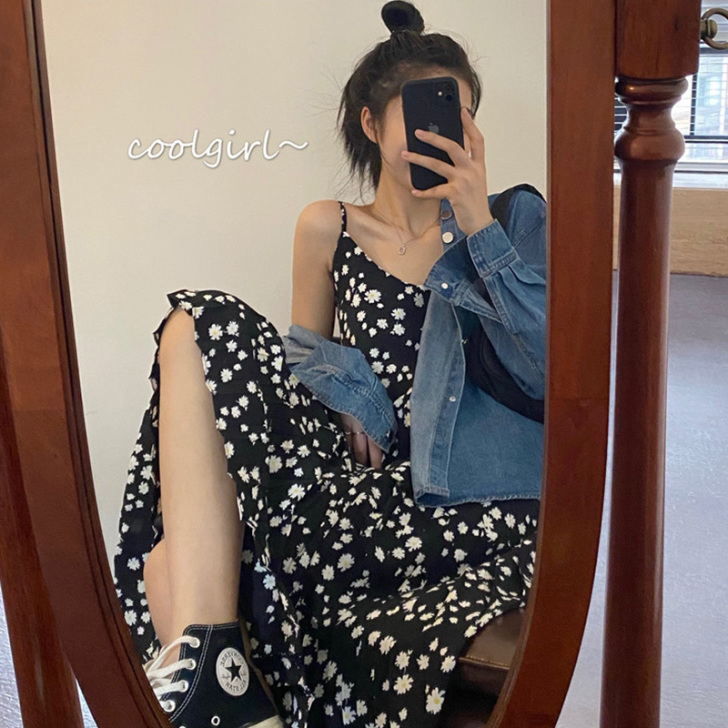 2021新款法式小雏菊碎花吊带裙子仙气超仙...