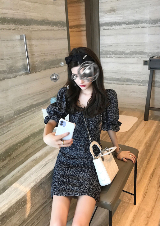 大瓶定制 碎花连衣裙女夏茶歇显瘦泡泡袖法式...