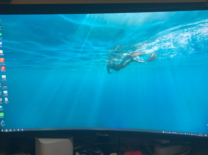 2k显示器17寸144hz，买了几个月没怎...