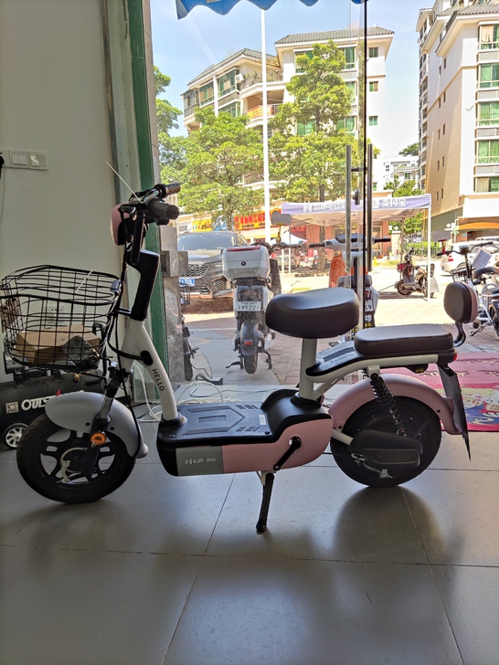 哈啰棒途智能电动车，手机一键启动，无钥匙操...