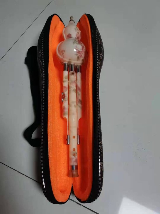 搬家倒地方，七彩云南葫芦丝，降b，带盒子带...