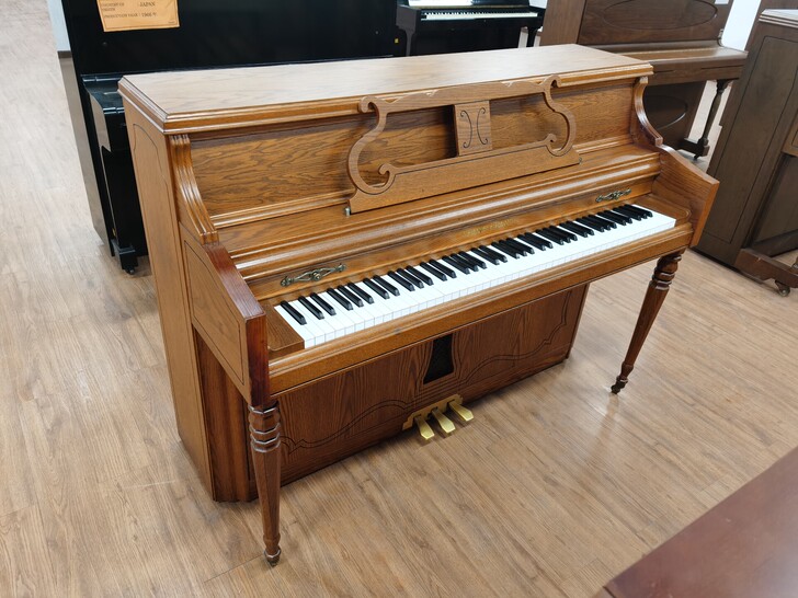 九成新韩国原装进口钢琴,三益 英昌 型号多...