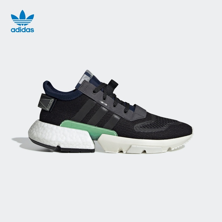 Adidas/阿迪达斯 板鞋，炒鸡软的踩粑...