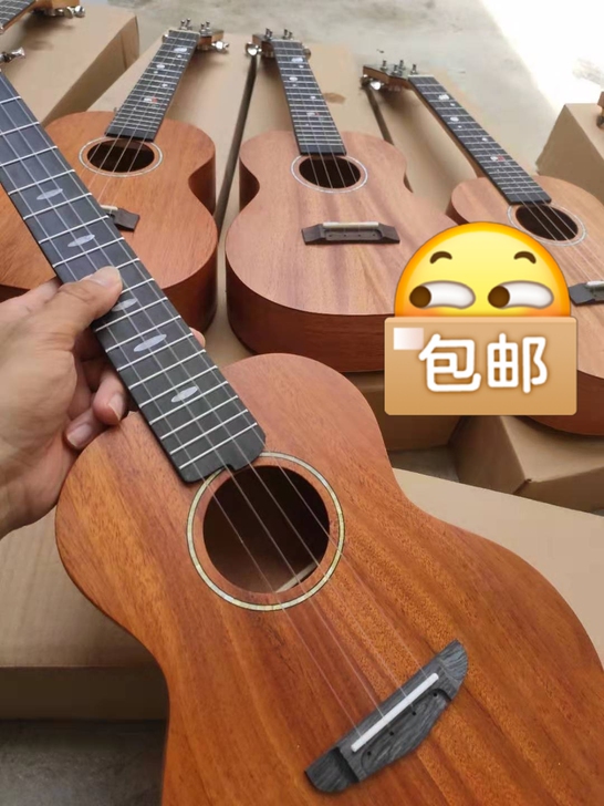 便宜出26寸尤克里里单板尤克里里包邮出