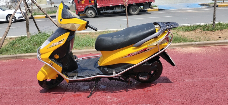 急，处理闲置五羊125摩托一辆，市区禁摩换...