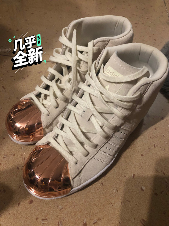 9.8成新 英国购入 adidas 三叶草...